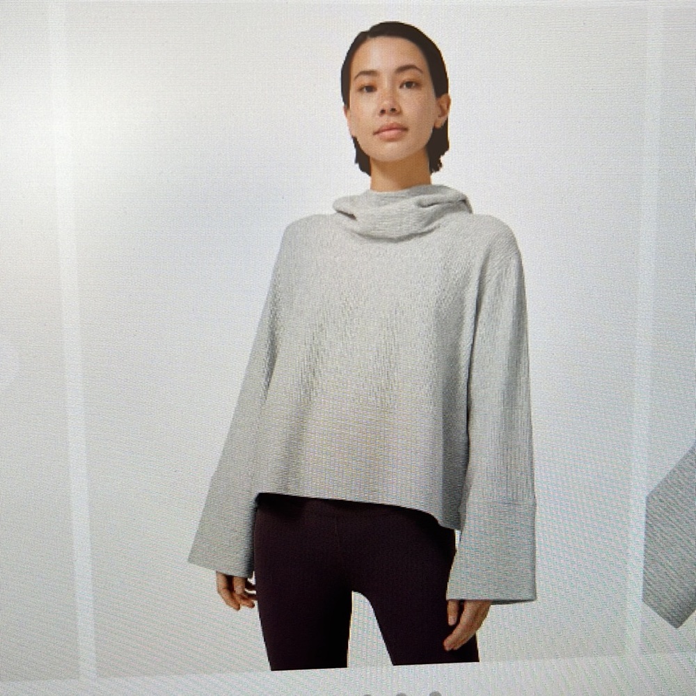 lululemon athletica Light Gray Ribbed Pullover Sweatshirt